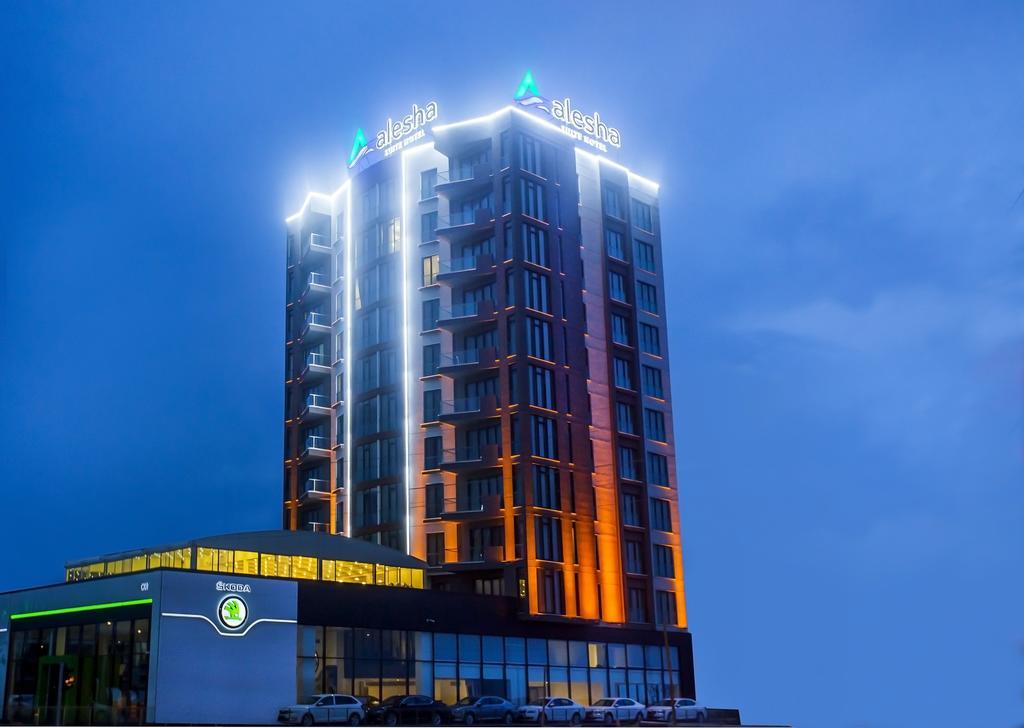 อเลชา สวีท Hotel ทรับซอน ภายนอก รูปภาพ