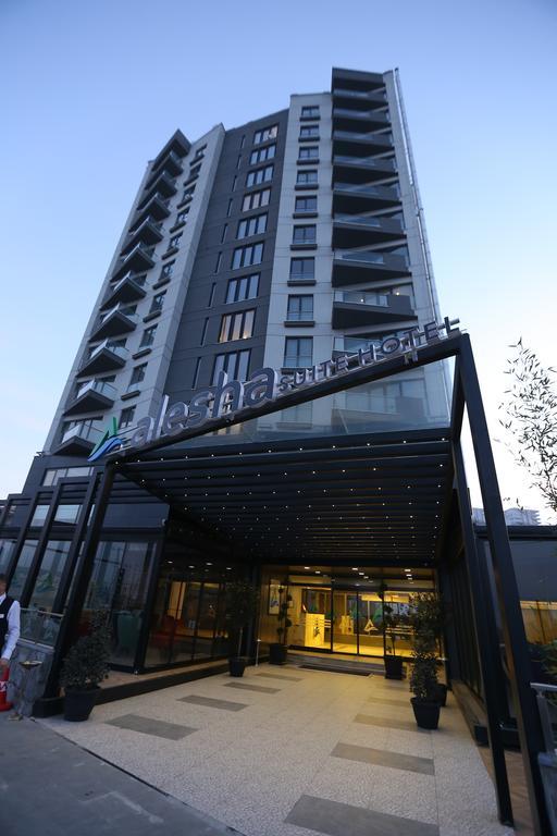 อเลชา สวีท Hotel ทรับซอน ภายนอก รูปภาพ