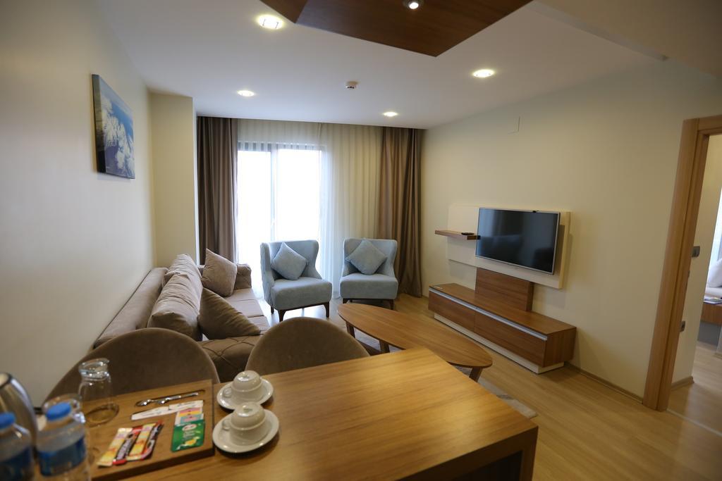อเลชา สวีท Hotel ทรับซอน ภายนอก รูปภาพ