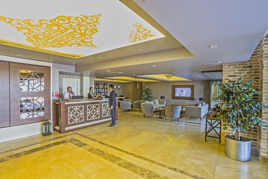 อเลชา สวีท Hotel ทรับซอน ภายนอก รูปภาพ