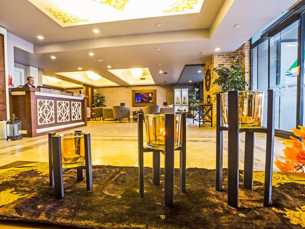 อเลชา สวีท Hotel ทรับซอน ภายนอก รูปภาพ