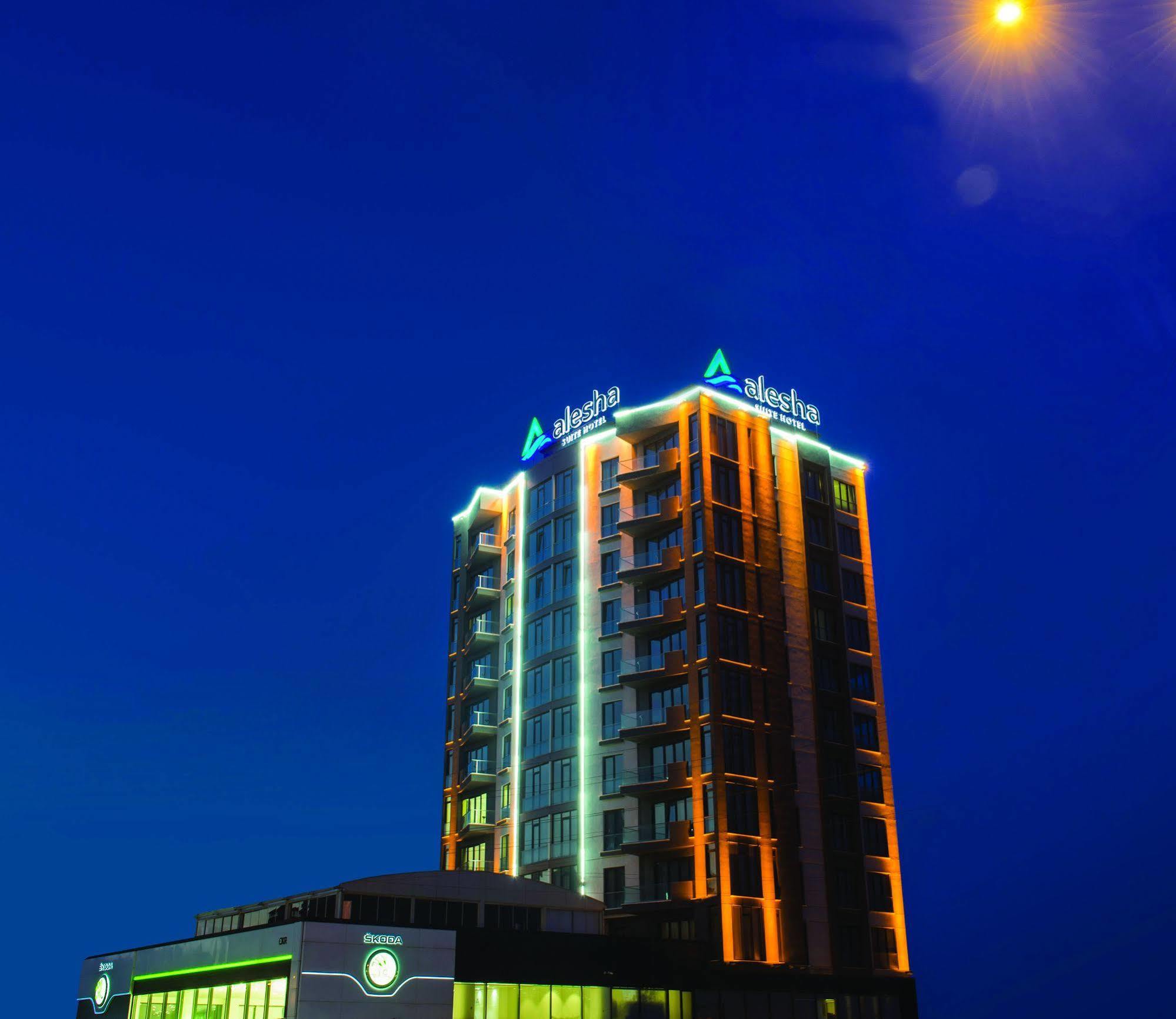 อเลชา สวีท Hotel ทรับซอน ภายนอก รูปภาพ